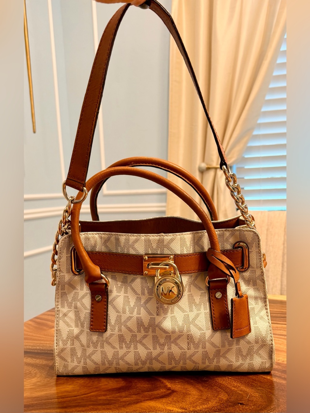 MICHAEL KORS Hamilton East West Tote Satchel Signature Canvas & Leather GUC - Picture 4 of 17